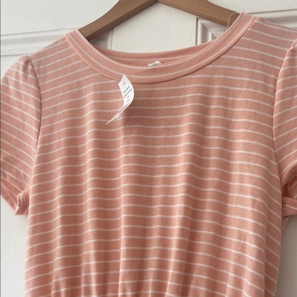 Mia and Tess Pink Tie Front Sundress with Puff Sleeves - Picture 2 of 6